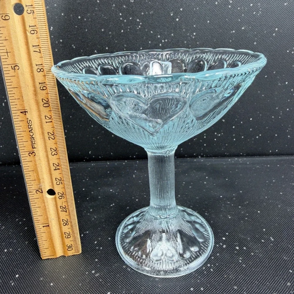 Williams Sonoma Heart Embossed Glass Dessert Martini Cups‎ Set 2 Blue Pedestal
